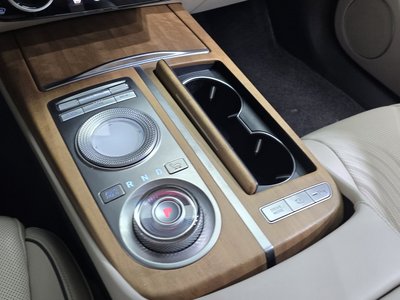 GENESIS G80 (RG3) - 9