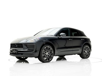 PORSCHE MACAN - 3