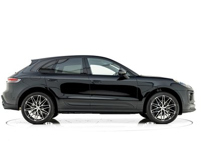 PORSCHE MACAN - 8