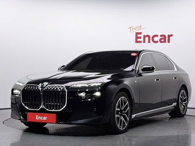 BMW I7 - 1