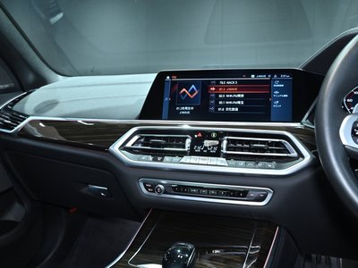 صورة مصغرة 39 لـ 2021 BMW X5