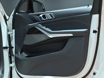 صورة مصغرة 58 لـ 2021 BMW X5