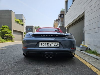صورة 7 لـ 2018 Porsche 718