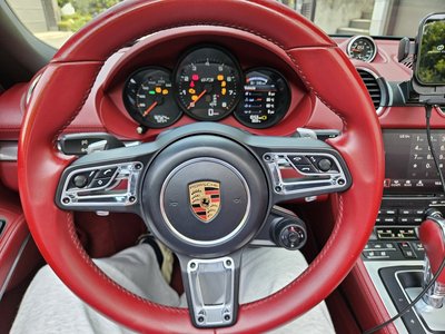 صورة 9 لـ 2018 Porsche 718