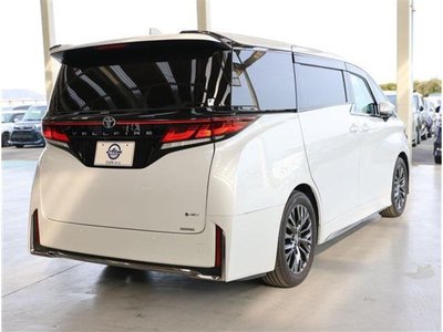 TOYOTA VELLFIRE - 9