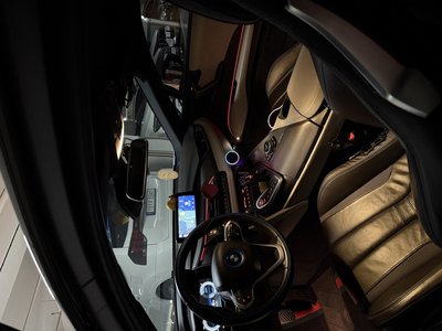 صورة 5 لـ 2016 BMW I8