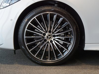2025 MERCEDES-BENZ C-CLASS — миниатюра 11