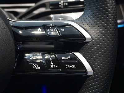 2025 MERCEDES-BENZ C-CLASS — миниатюра 55