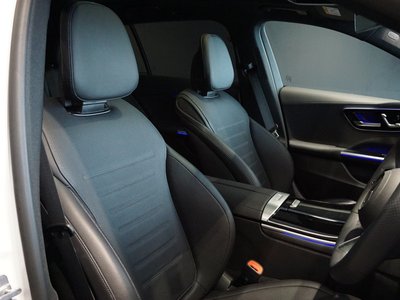 2025 MERCEDES-BENZ C-CLASS — миниатюра 17