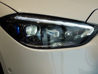 2025 MERCEDES-BENZ C-CLASS — миниатюра 61