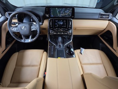 صورة 5 لـ 2025 Lexus LX