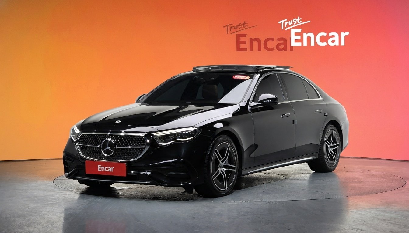 MERCEDES-BENZ E-CLASS - View 1