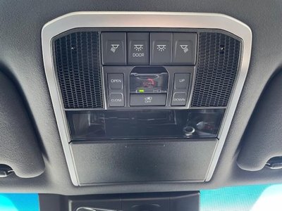 TOYOTA LAND CRUISER 300 - 3