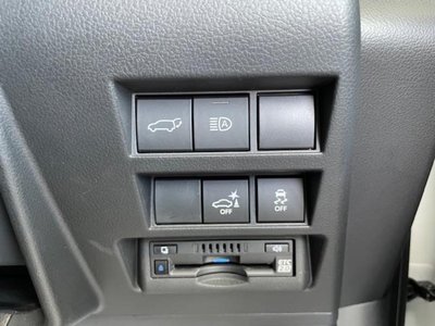 TOYOTA LAND CRUISER 300 - 7