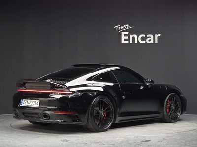 صورة 3 لـ 2023 Porsche 911