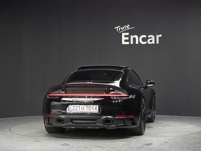 صورة 4 لـ 2023 Porsche 911