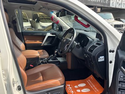 TOYOTA LAND CRUISER PRADO - 6