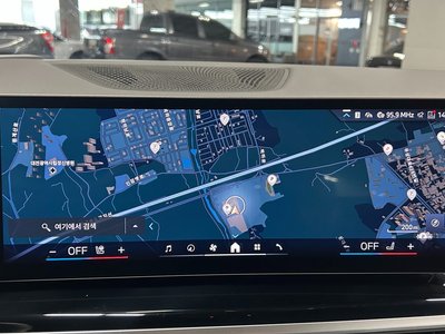 2025 BMW X5 缩略图 16