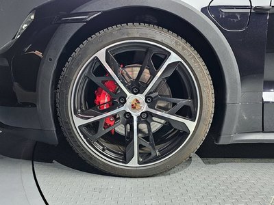 PORSCHE TAYCAN - 6