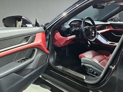 PORSCHE TAYCAN - 10