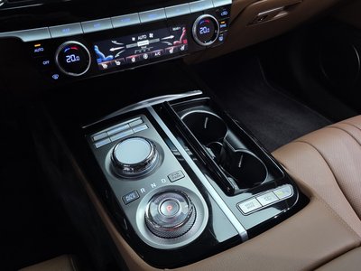 GENESIS G80 (RG3) - 9