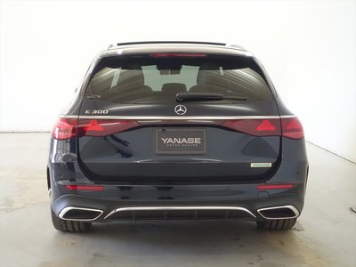 MERCEDES-BENZ E-CLASS - 3