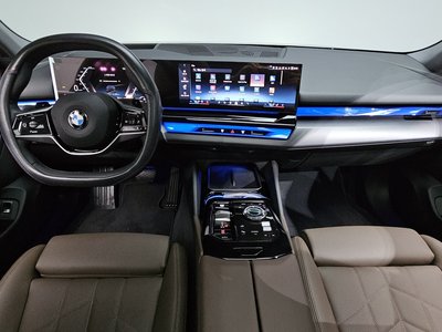 2025 BMW 5 SERIES — фото 5