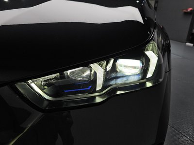 2025 BMW 5 SERIES — фото 9