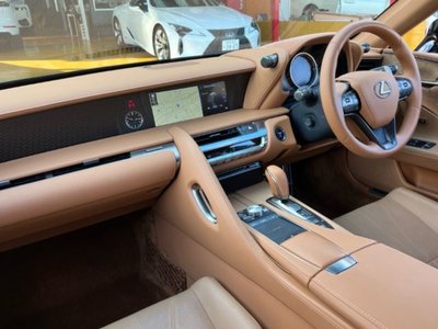 صورة مصغرة 20 لـ 2021 Lexus LC