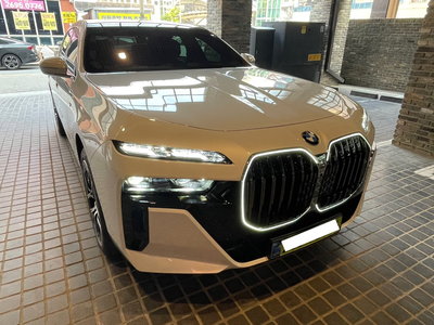 BMW 7 SERIES