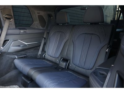 2020 BMW X7 — миниатюра 53
