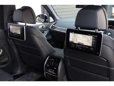 2020 BMW X7 — миниатюра 16