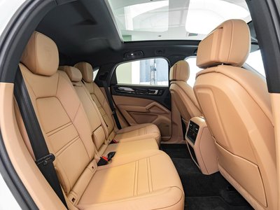 صورة مصغرة 55 لـ 2021 Porsche CAYENNE
