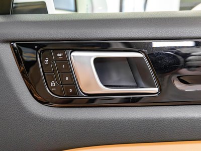 صورة مصغرة 15 لـ 2021 Porsche CAYENNE
