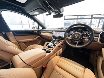 صورة مصغرة 32 لـ 2021 Porsche CAYENNE