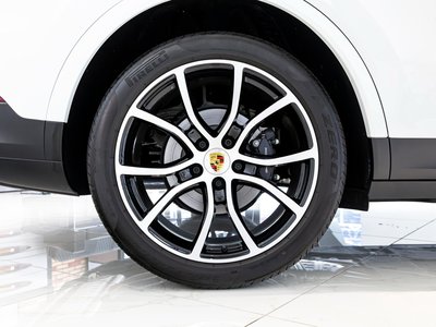 2021 Porsche CAYENNE 照片 8