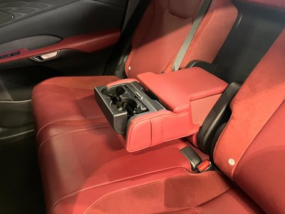 2023 Lexus RX — миниатюра 17