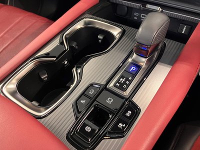 2023 Lexus RX — миниатюра 39
