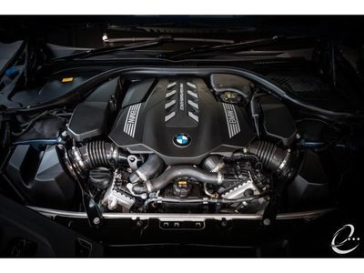 BMW 8 SERIES - 9