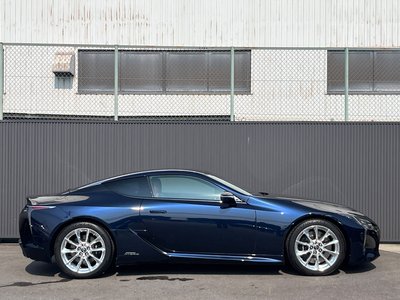 صورة 8 لـ 2017 Lexus LC