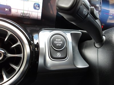 2025 Mercedes-BENZ GLB — миниатюра 60