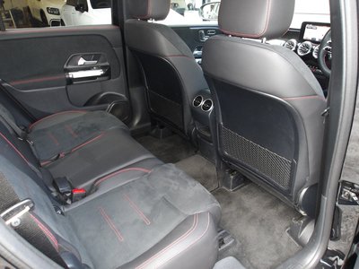 2025 Mercedes-BENZ GLB — миниатюра 42