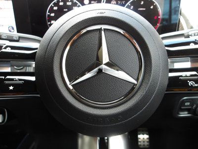 2025 Mercedes-BENZ GLB — миниатюра 57