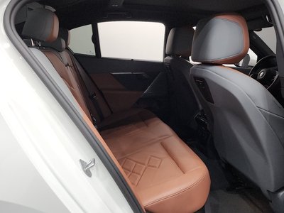 صورة مصغرة 17 لـ 2025 BMW 5 SERIES