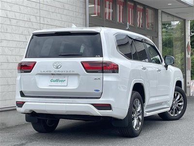 صورة مصغرة 43 لـ 2023 Toyota LAND CRUISER 300