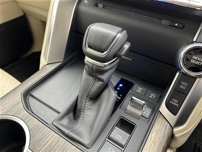 صورة مصغرة 19 لـ 2023 Toyota LAND CRUISER 300