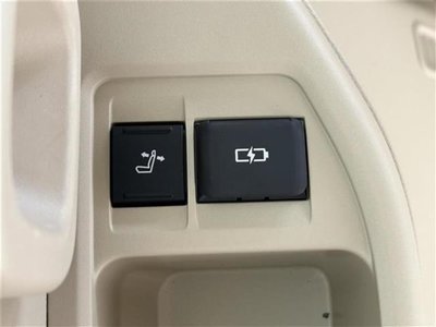 صورة مصغرة 21 لـ 2023 Toyota LAND CRUISER 300