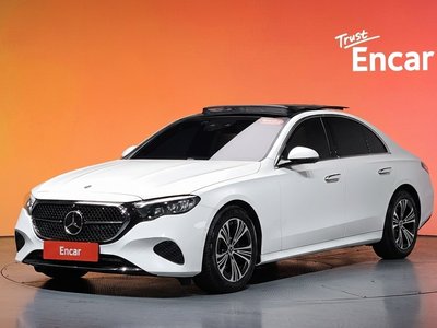 MERCEDES-BENZ E-CLASS - 1