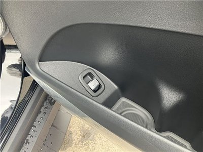 MERCEDES-BENZ GLC - 9