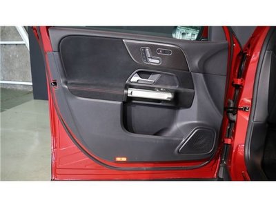 صورة مصغرة 34 لـ 2022 Mercedes-BENZ GLB